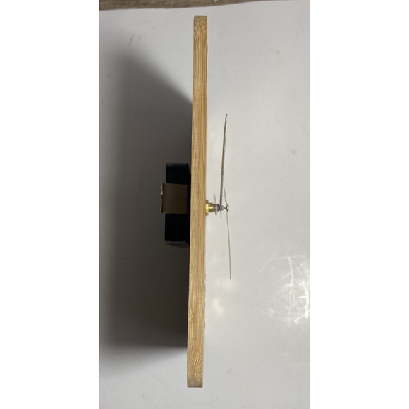 Oak Wood Wall Clock 9" X 6" Inch Hand Made Silent Non Tic Butterfly's NEW - Picture 6 of 7